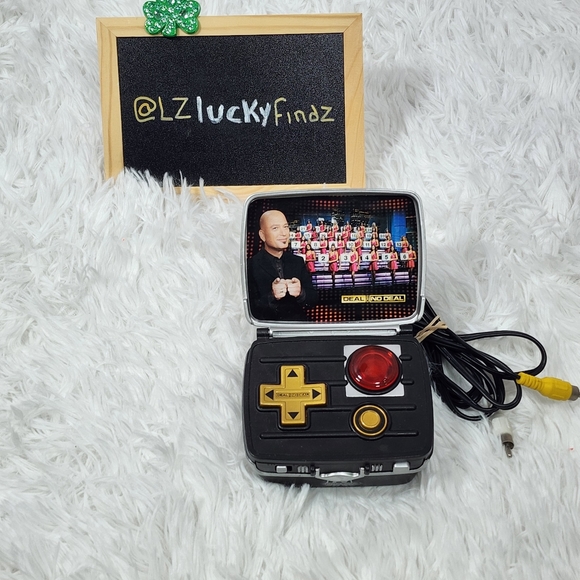 Vintage 2006 Deal or No Deal Plug & Play Game - Picture 1 of 10